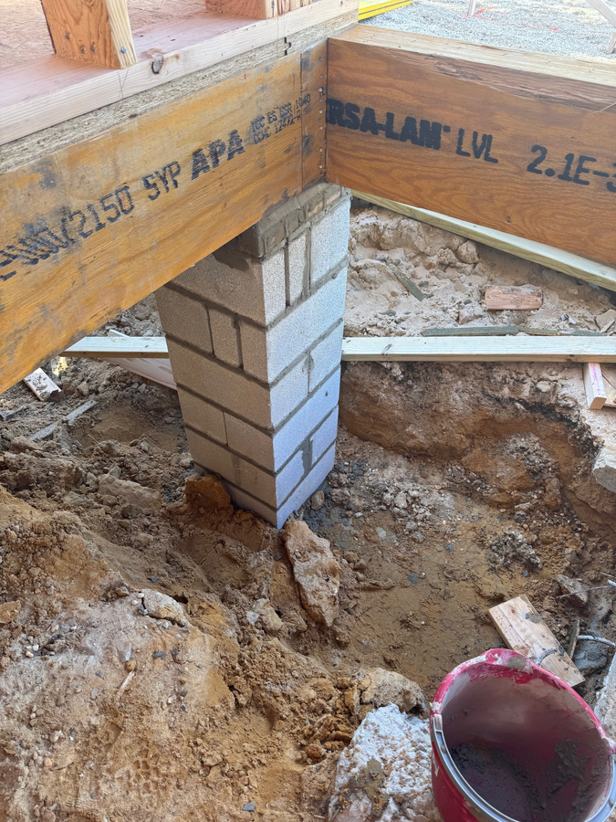 Girder connection at a new piling